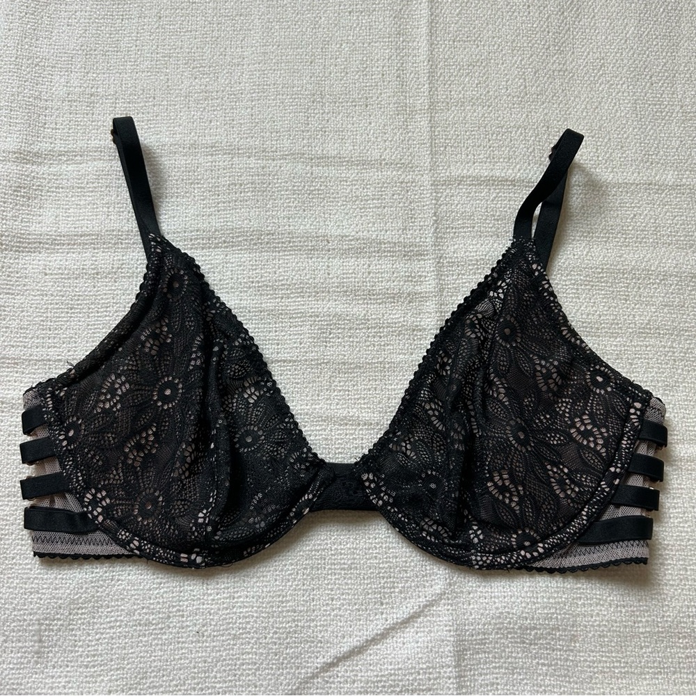 Victoria's Secret Black Unlined Strappy Lace Bra 32D